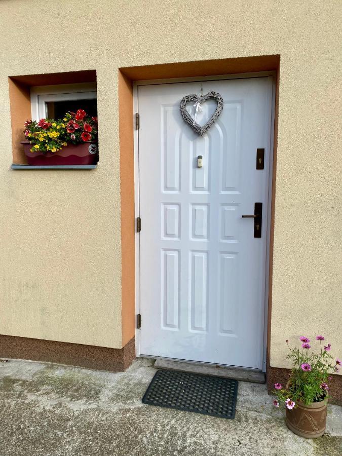 Apartman Karovi Дештне-в-Орлицьких-Горах Екстер'єр фото